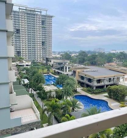 Verdon Parc Condo Davao Bagian luar foto