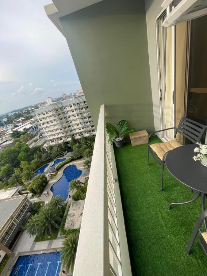Verdon Parc Condo Davao Bagian luar foto